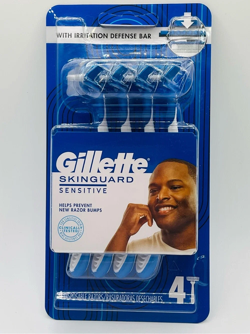 NEW Mens Gillette Skinguard Sensitive Disposable Razors - 1 Pack / 4 Razors